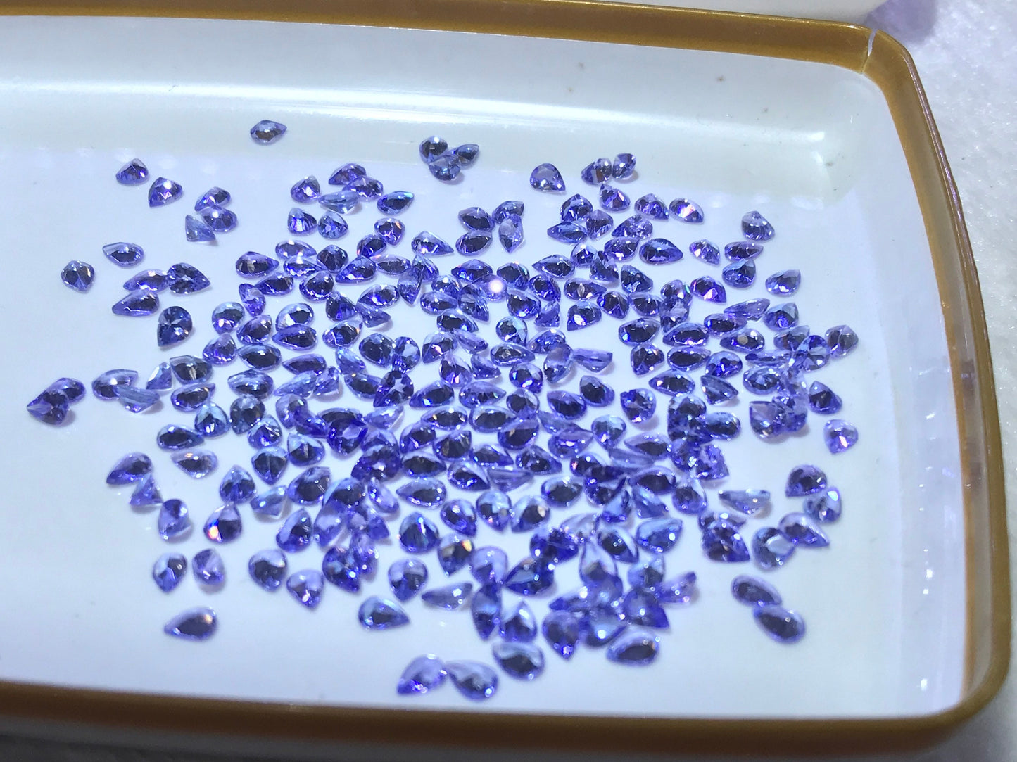4x3mm tanzanite pear matching pair, photo 3
