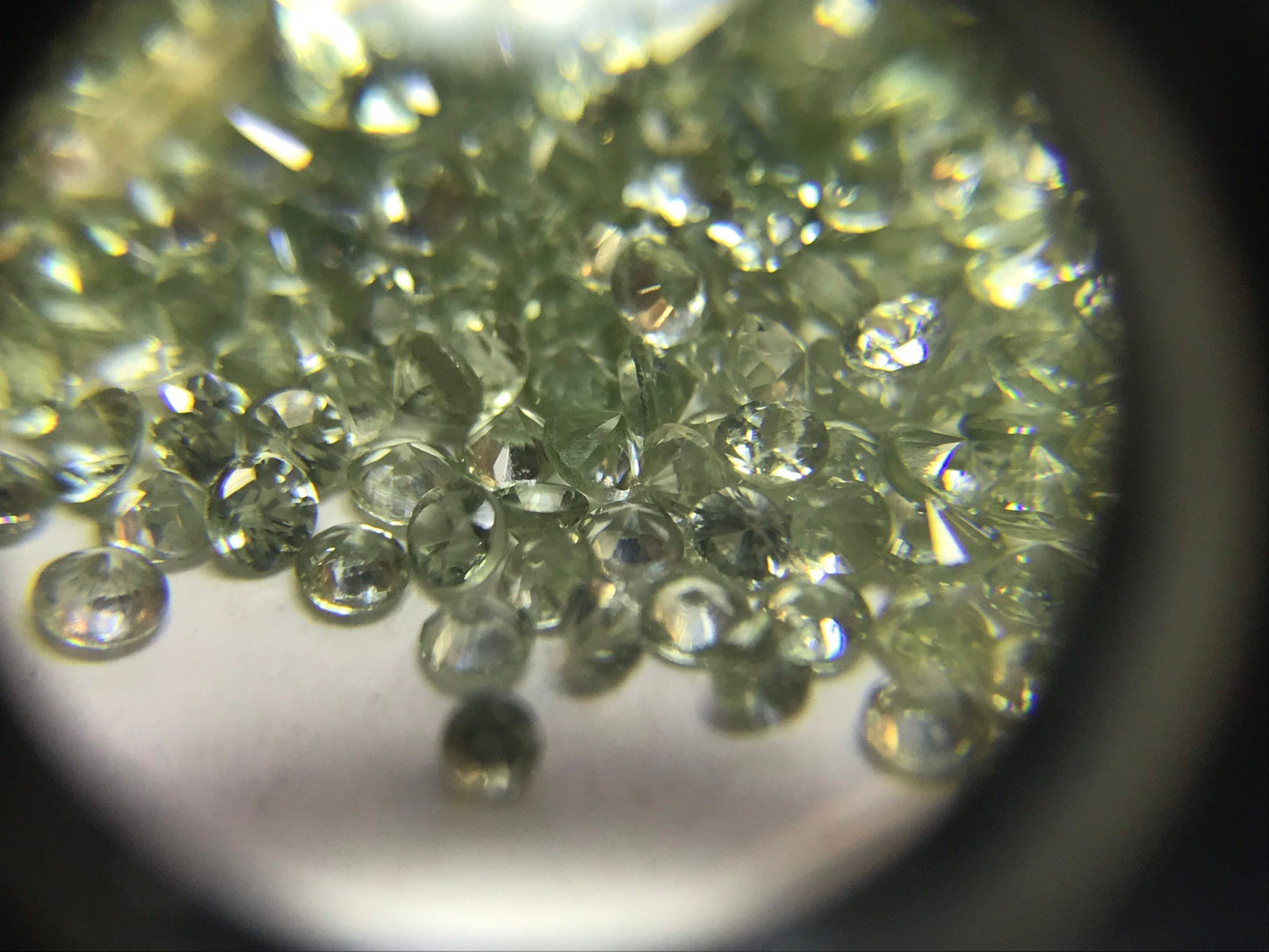 1.5mm Green Sapphire Diamond Cut Loose Gemstones Natural Fine Quality Stones