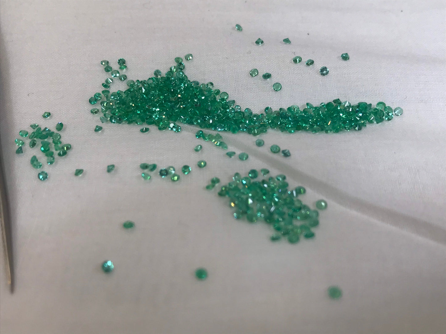 1.7-1.8mm emerald round loose lot, photo 2