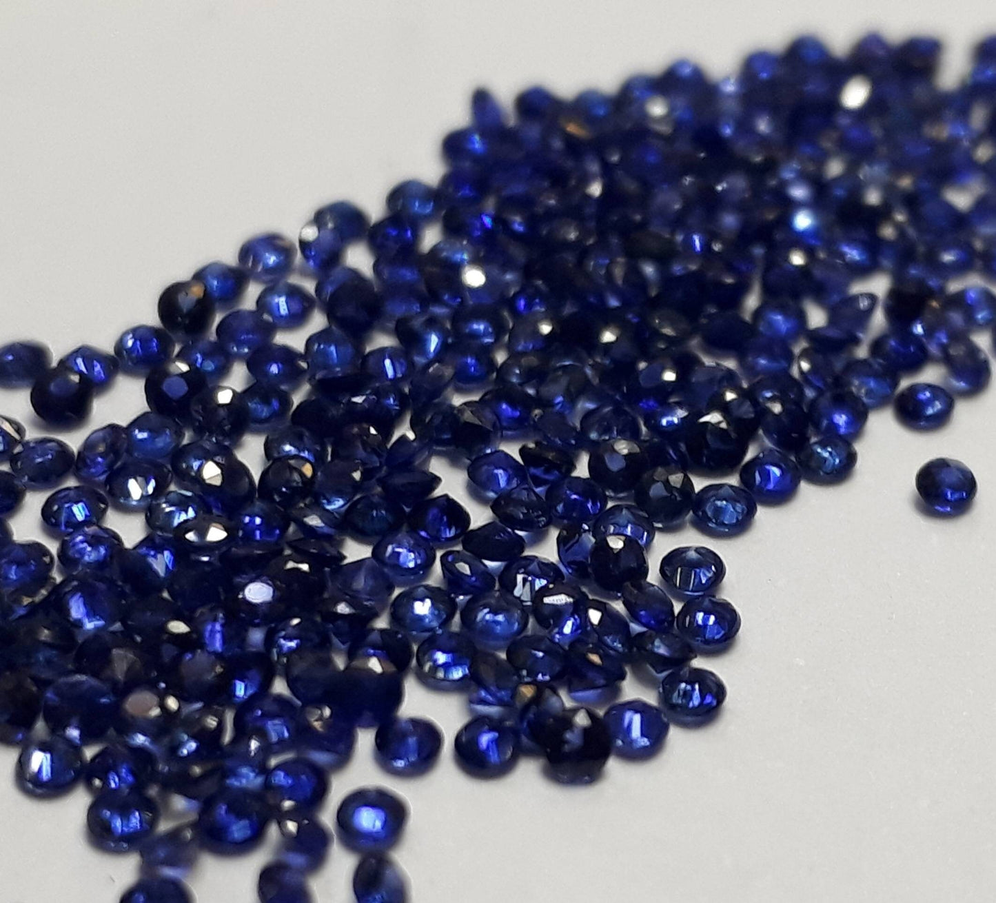 1.6mm blue sapphire round diamond cut, photo 4