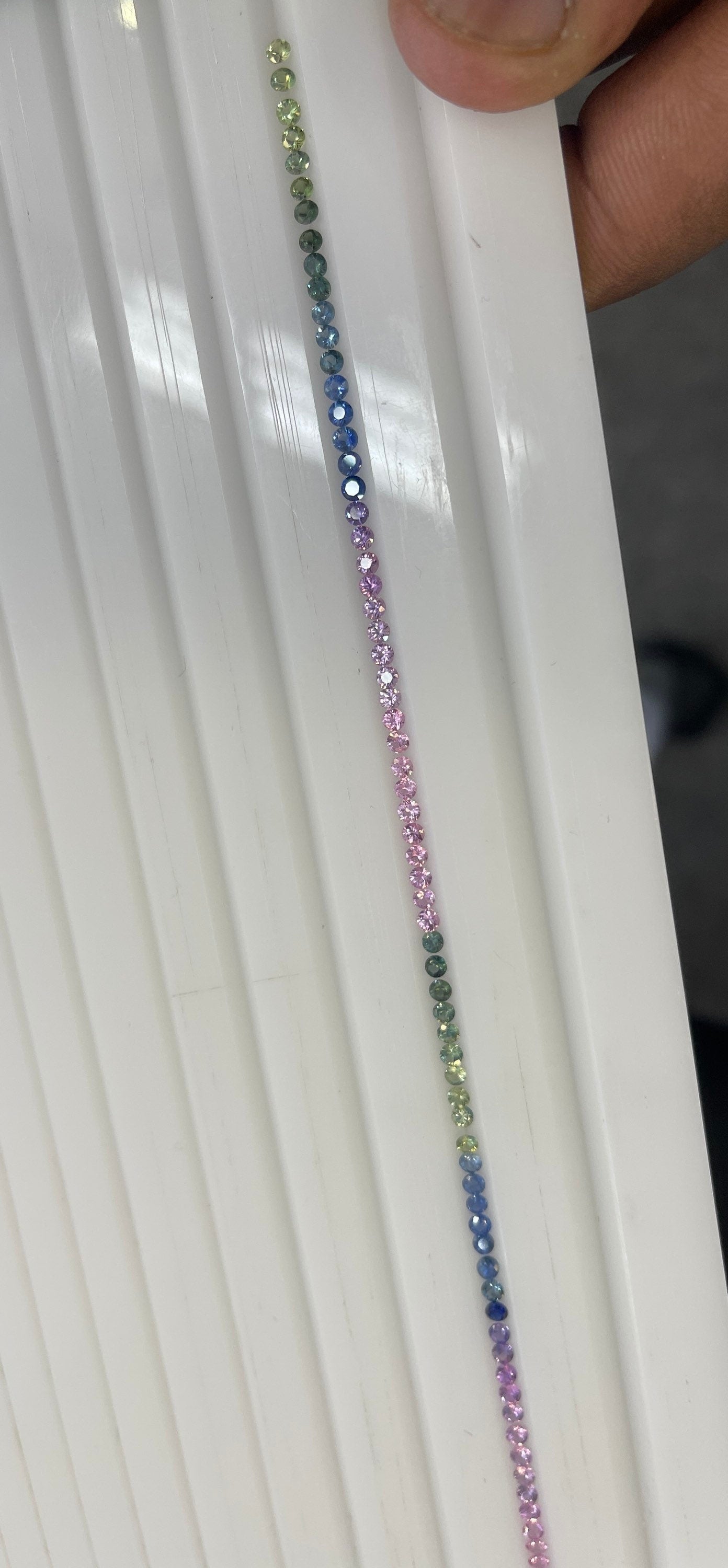 2.5mm Rounds Fancy Sapphires Loose Stones Bracelet Sets 70 Pcs