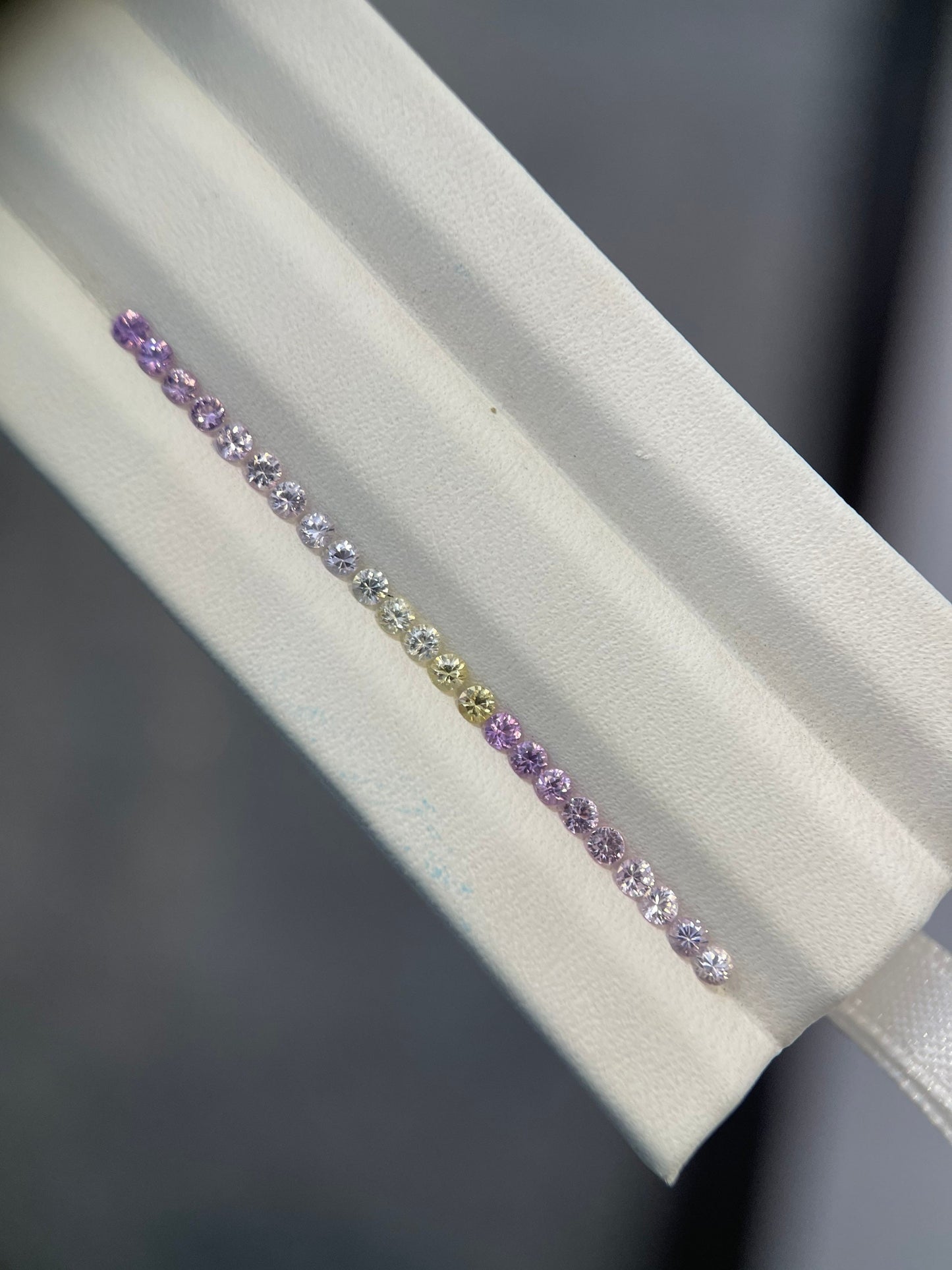 2.1mm Natural No-Heated Purple Dark to light with yellow Colours Fancy Sapphires Rounds Loose Stones 1 Ring Set 23 Pcs 2cm length