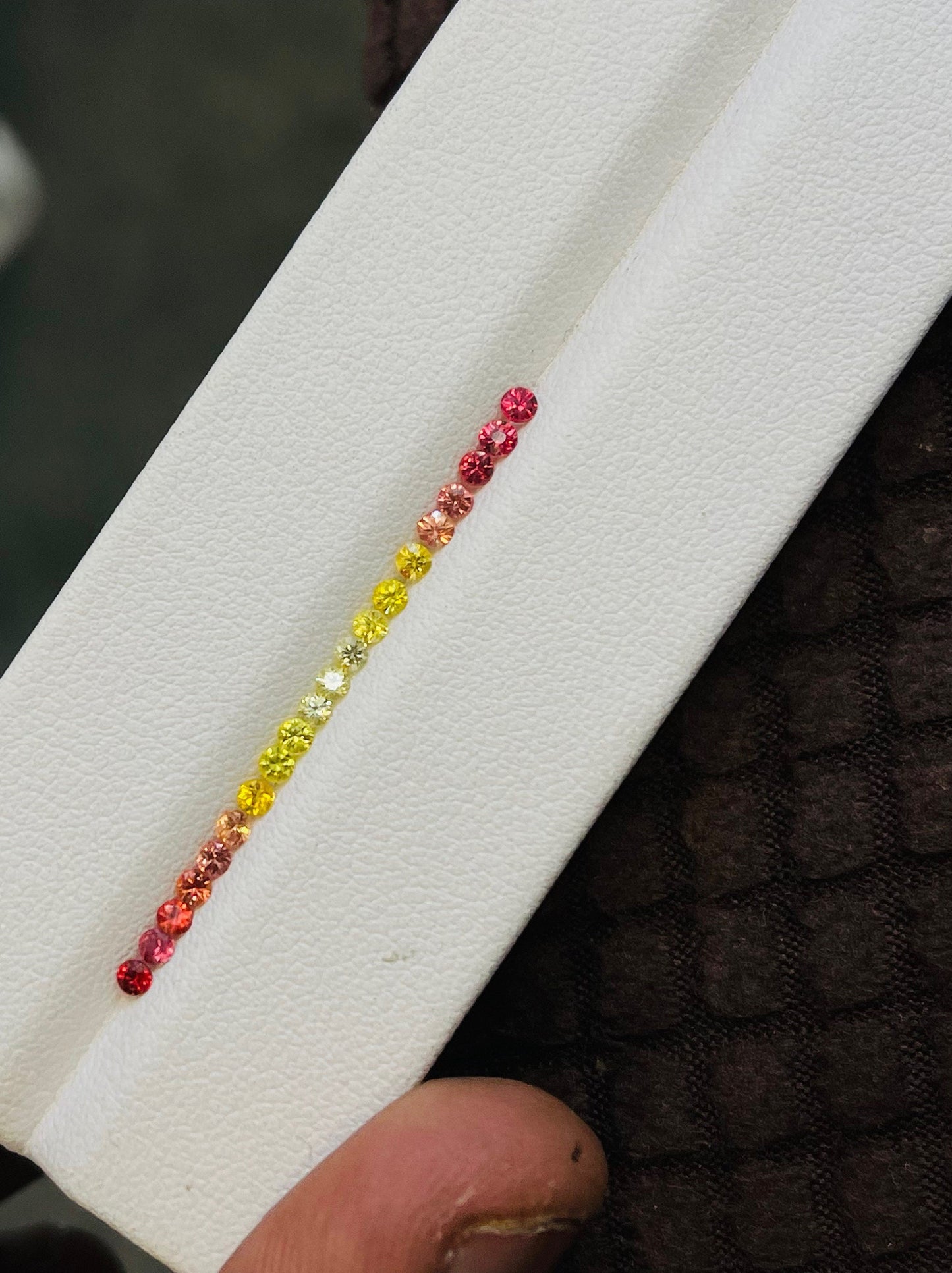2mm orange-yellow sapphire round ring, photo 3