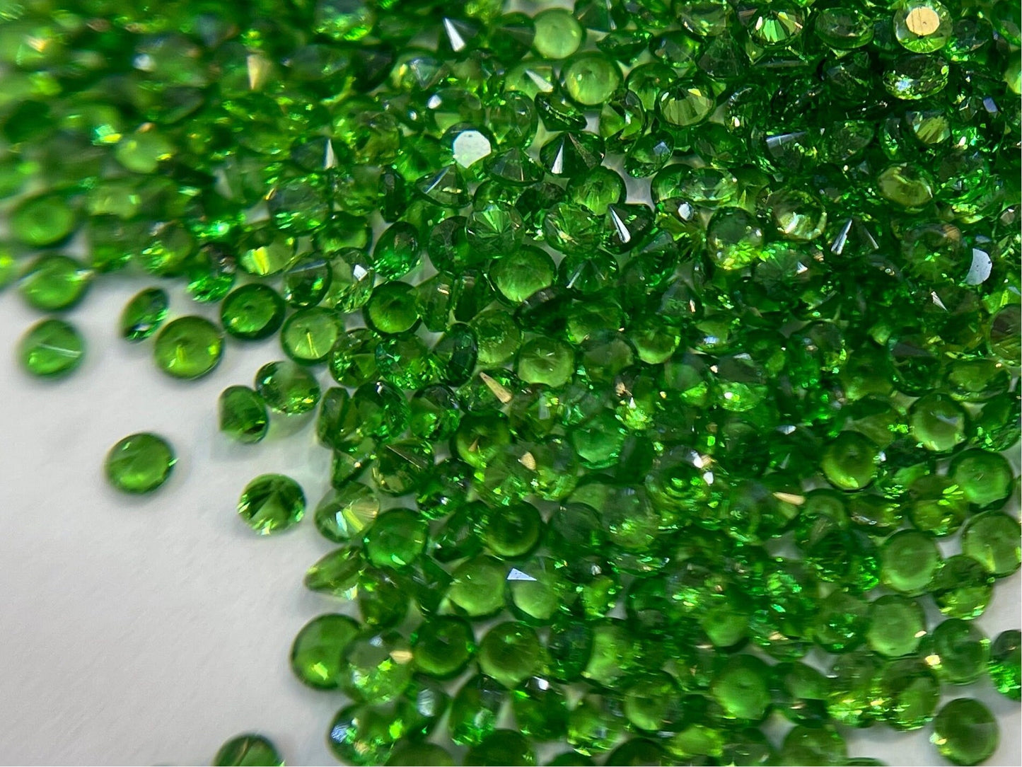 2mm tsavorite garnet round loose lot, photo 5