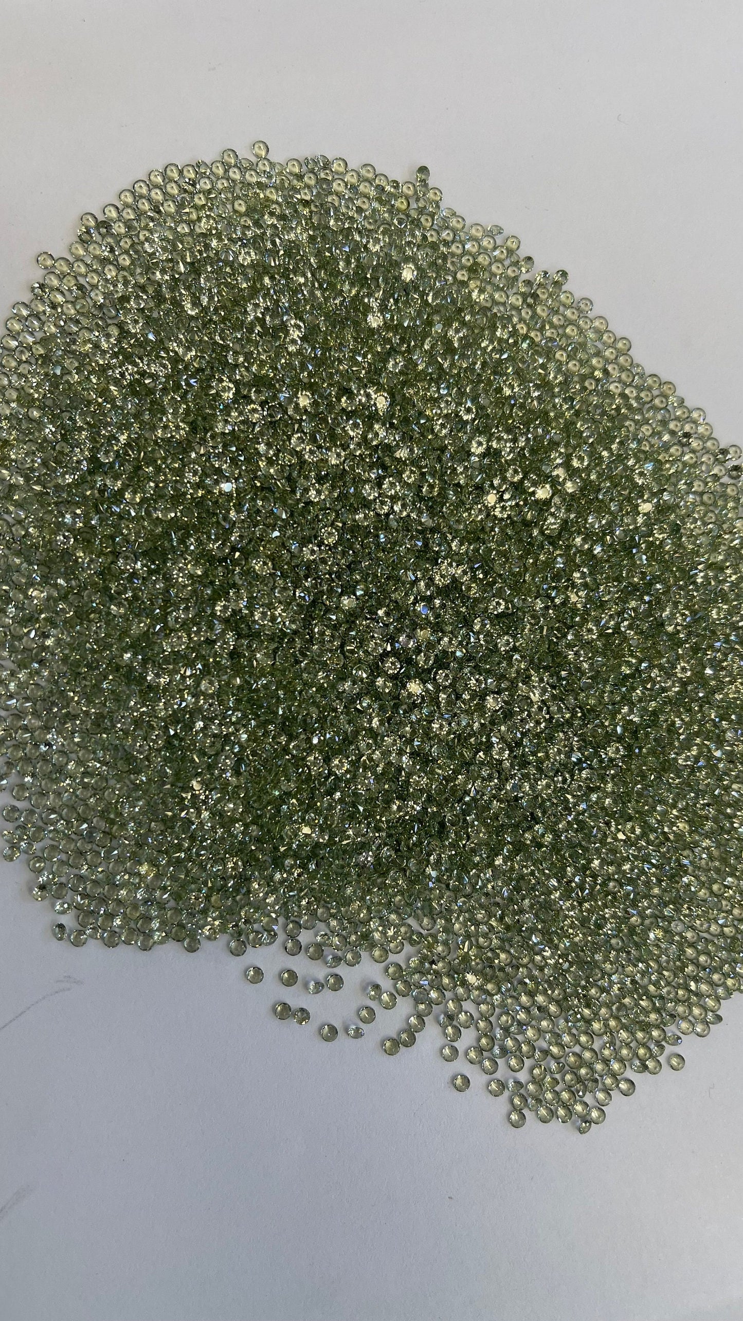 2mm green sapphire round diamond cut lot, photo 5