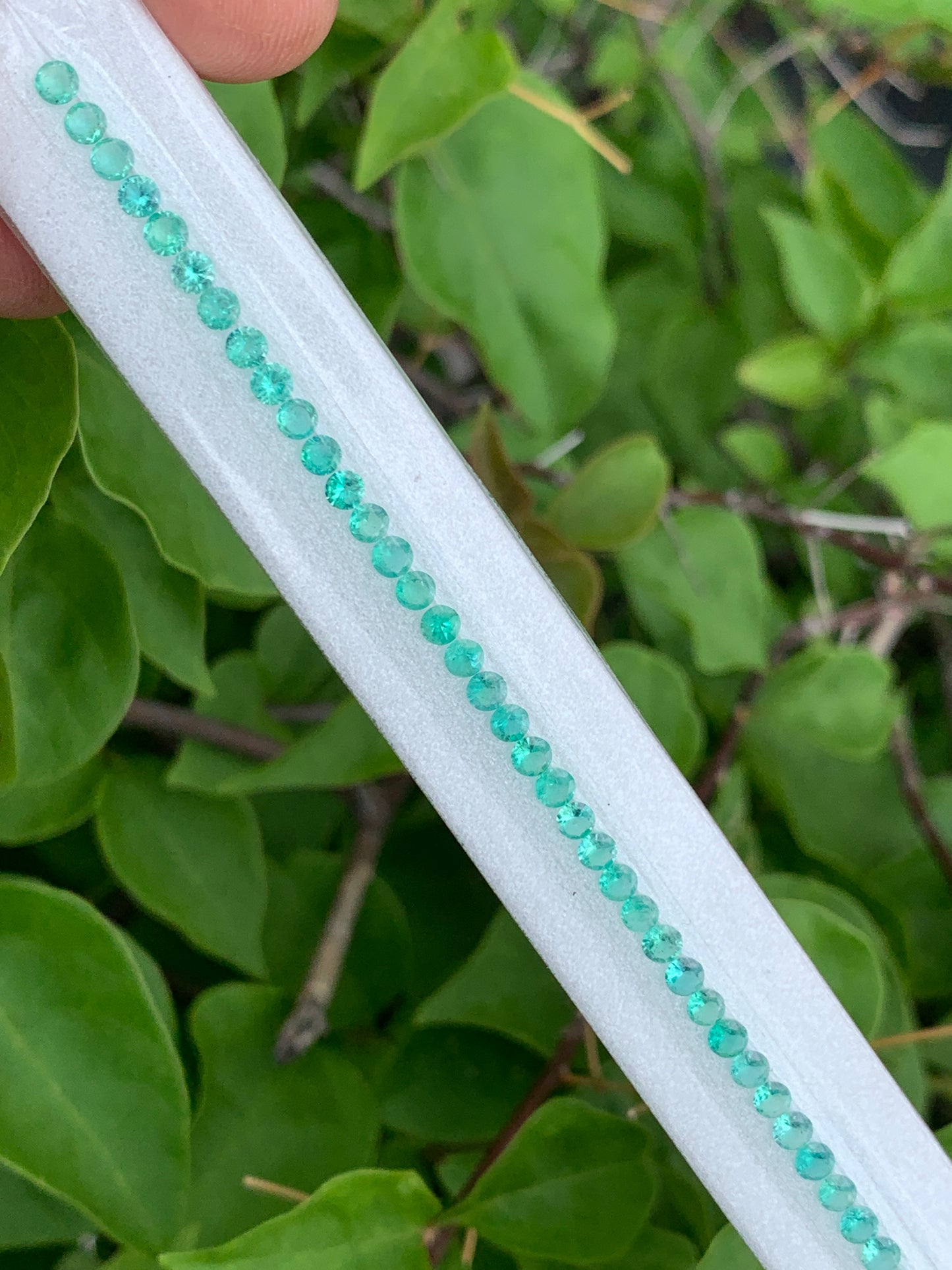 Natural emerald round 3mm calibrated jewelry making supply