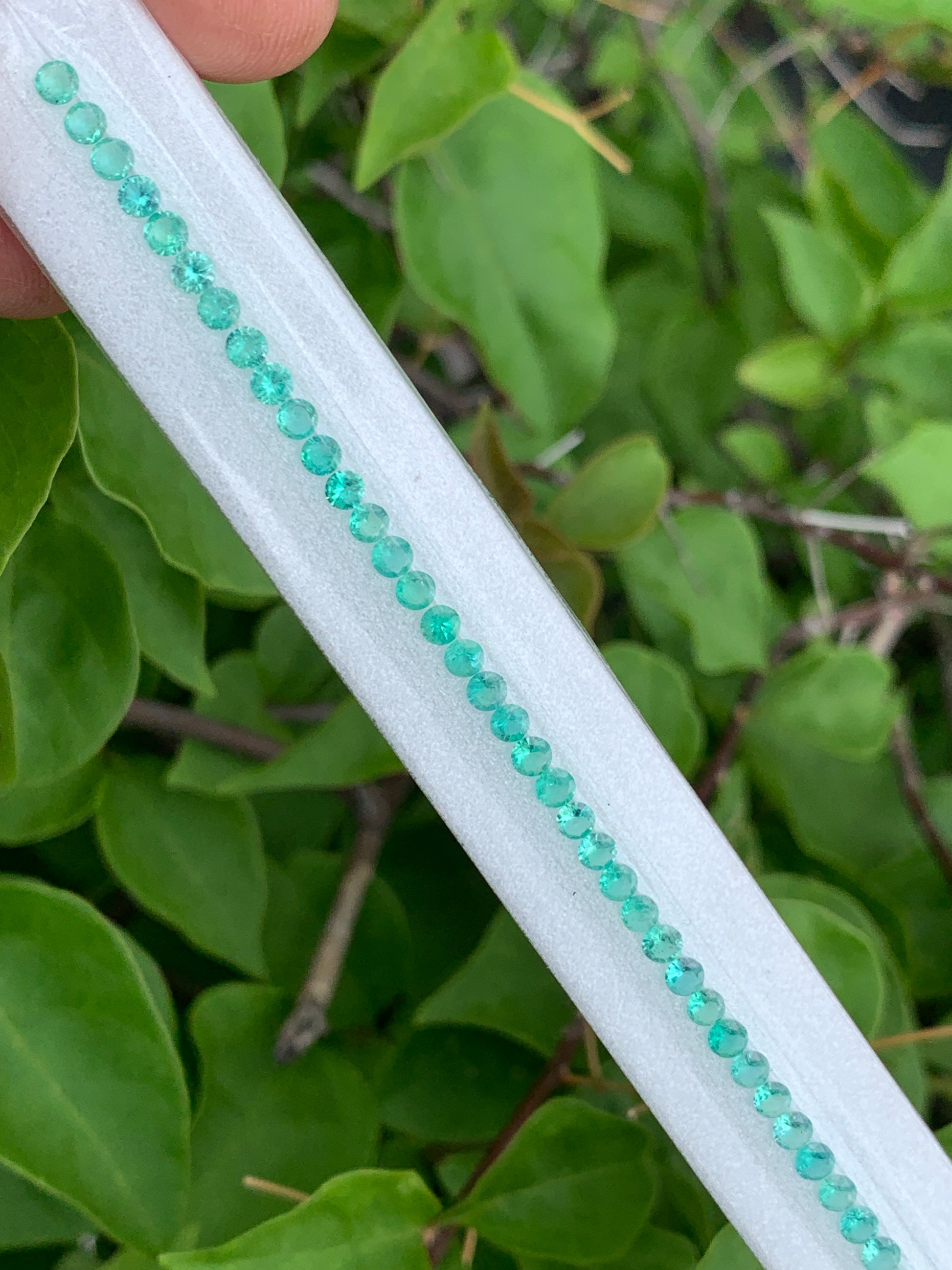 Natural emerald round 3mm calibrated jewelry making supply