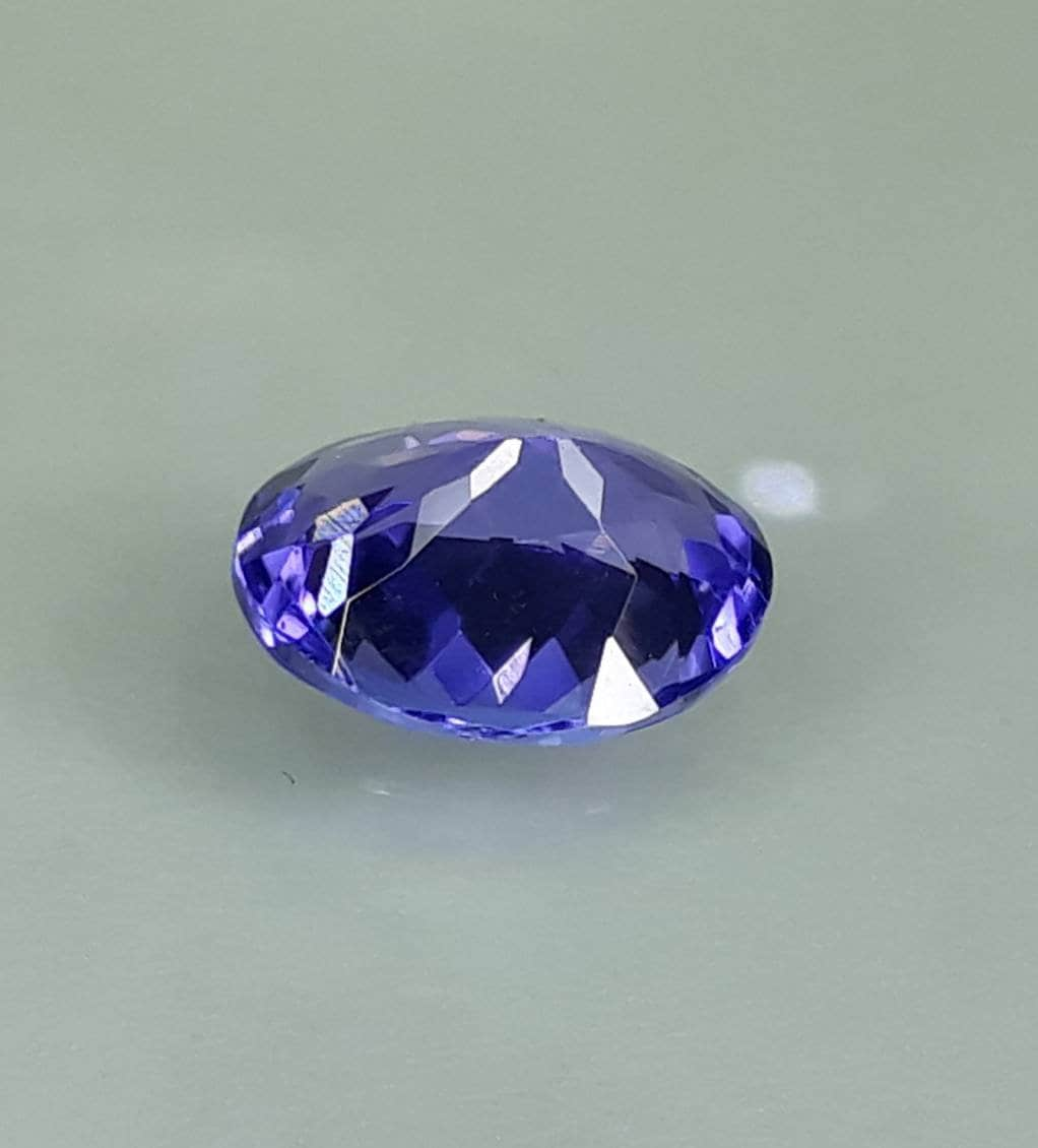 8.7x6.7mm Oval Tanzanite 1.74  carats Superfine Cut Exellent Fire December Birthstone