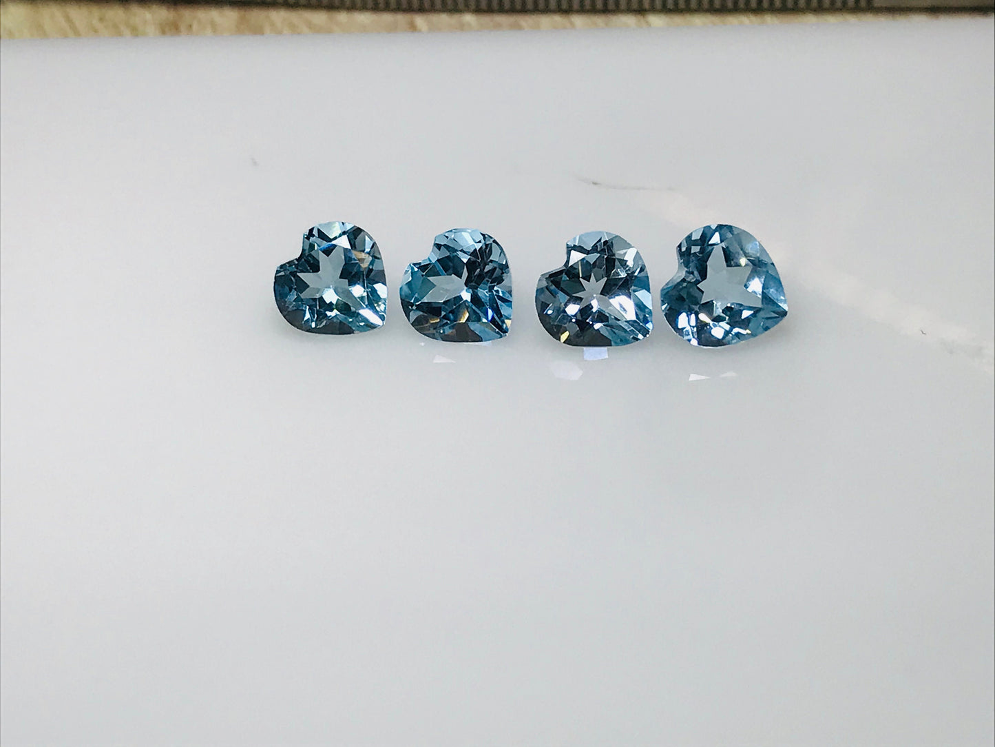 8mm Sky topaz Heartshape Excellent cut 4pcs sevral pack