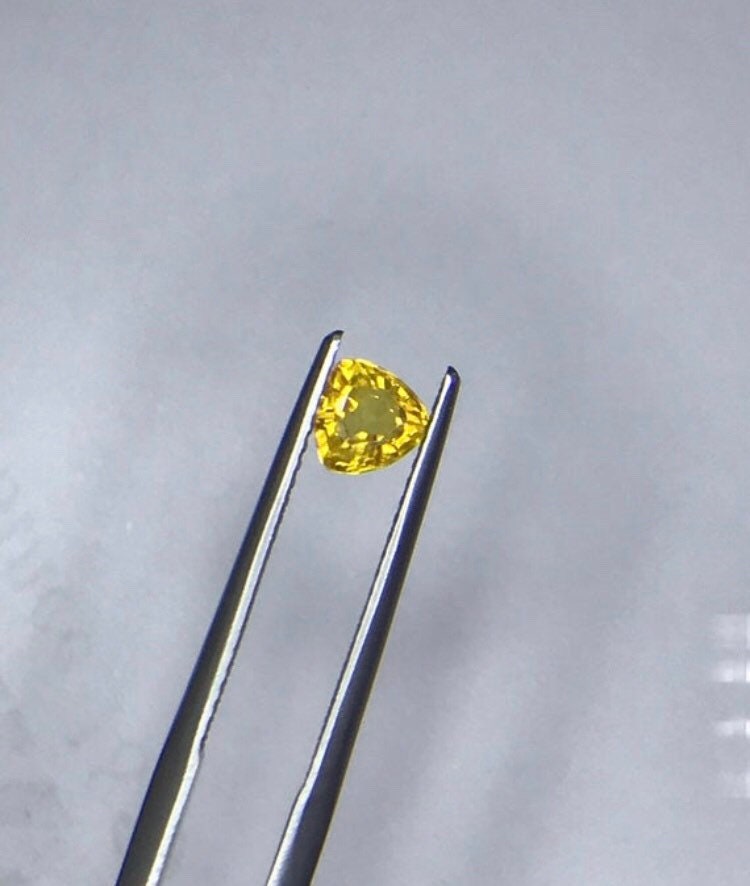 5.2x5.20mm Trillion cut Light Orrenge -yellow tone Golden shade Nice color With Excellent cut