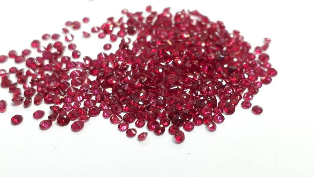 Rubies • 1.6mm • Rounds • Top Quality pigeon Blade • Pure Red • 50 Stones lot