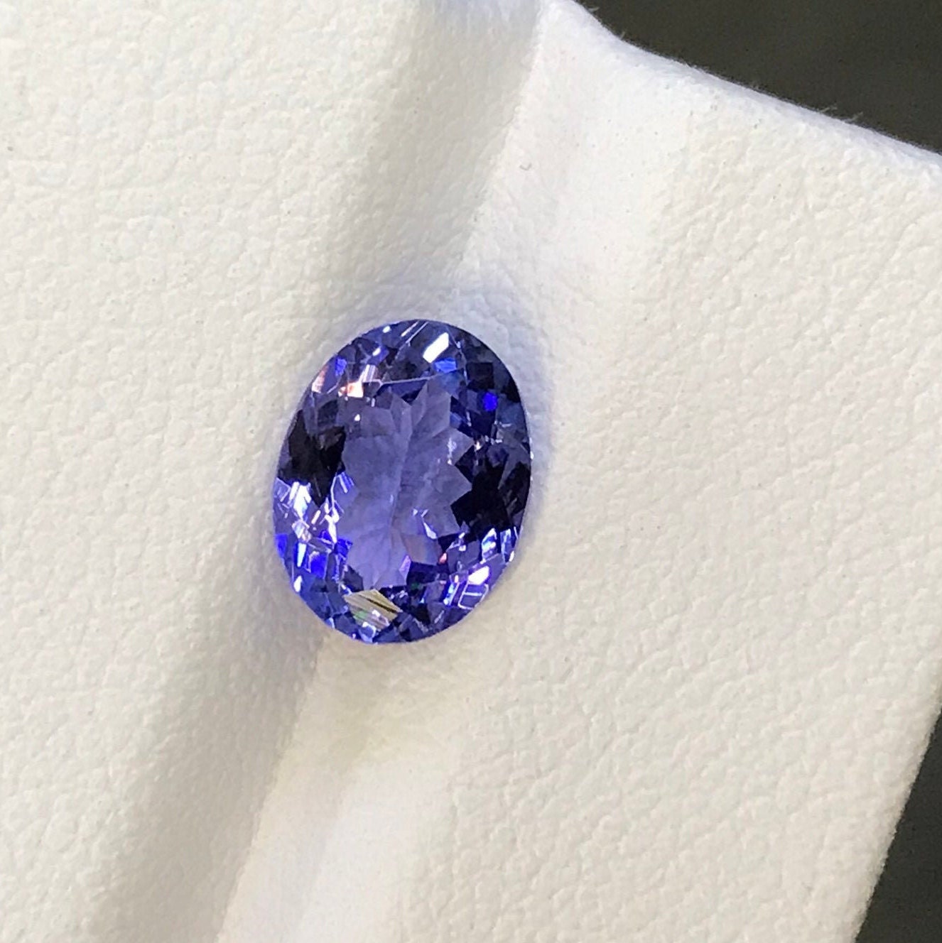 1.95 Carats Natural Flawless Blue Oval Cut Tanzanite Merelanimine December Birthstone Lt#4