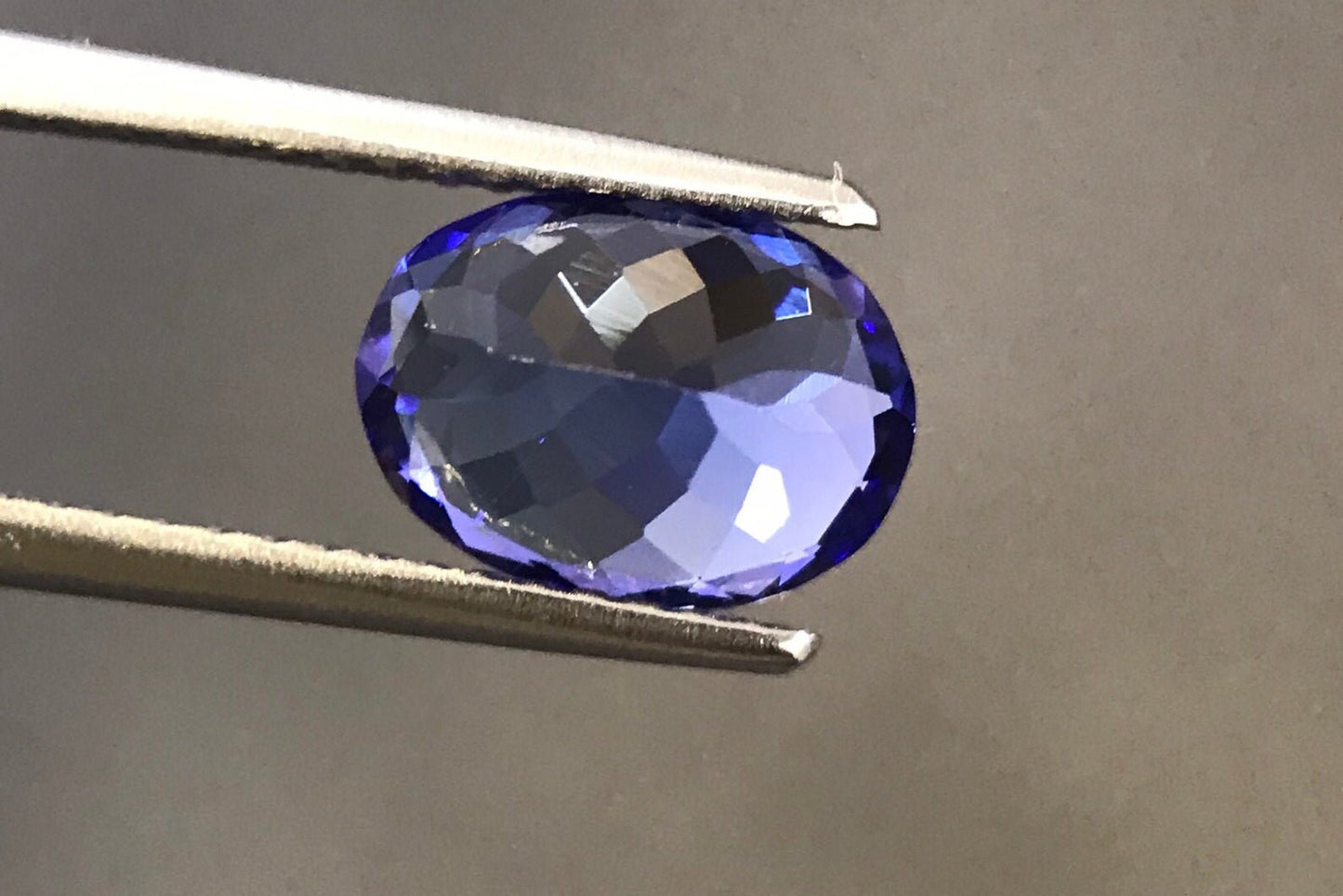 2.12 Cts 9.20x6.80mm Natural Flawless Oval Cut Nice Color Tanzanite December Birthstone Merelani mine tanzania Lt #20