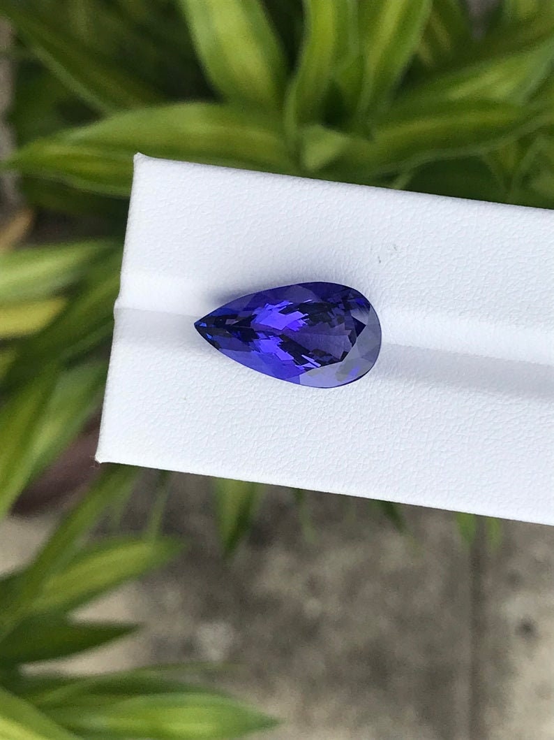 PEAR CUT STONE, Carat Gemstone, 10.55 Carats Loop Clean Superfine Cut December Birthstone, Tanzanite Jewelry Stone