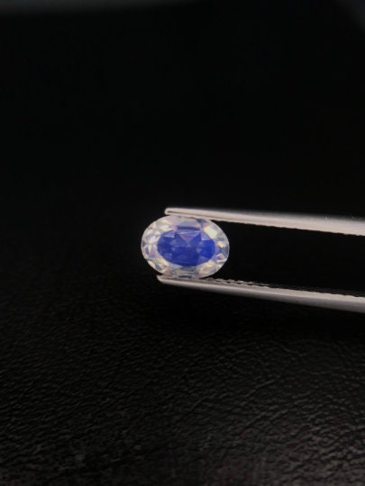 7.2x5.3mm rainbow moonstone oval gem, photo 4