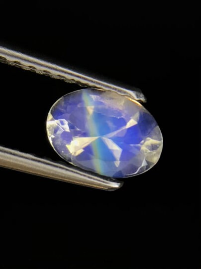 6.8x4.8mm rainbow moonstone oval gem, photo 2