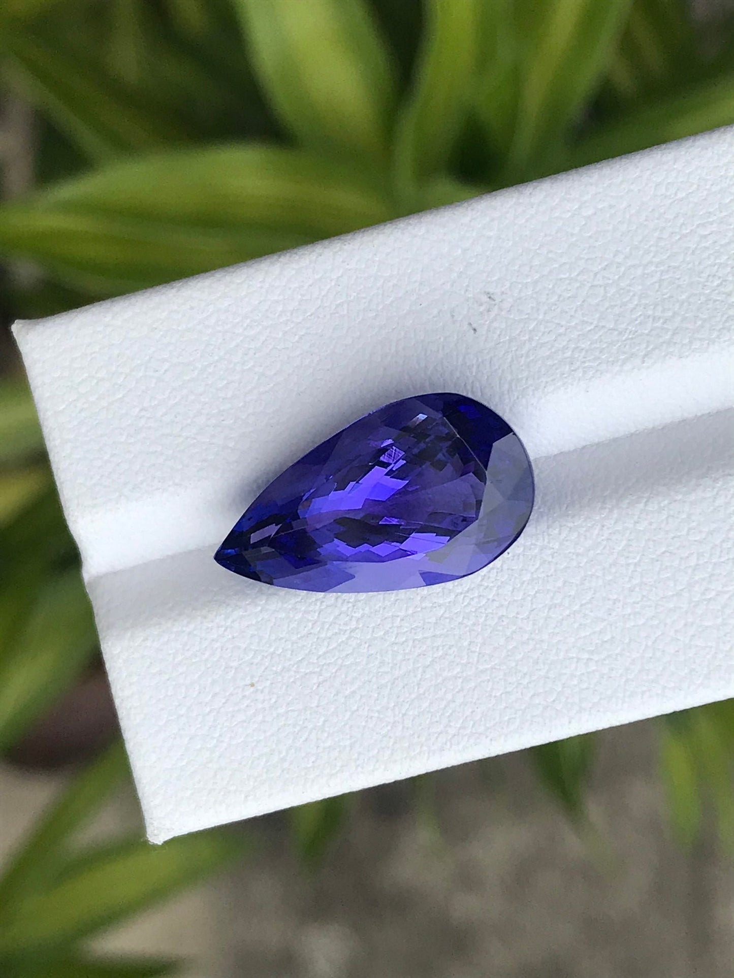 PEAR CUT STONE, Carat Gemstone, 10.55 Carats Loop Clean Superfine Cut December Birthstone, Tanzanite Jewelry Stone