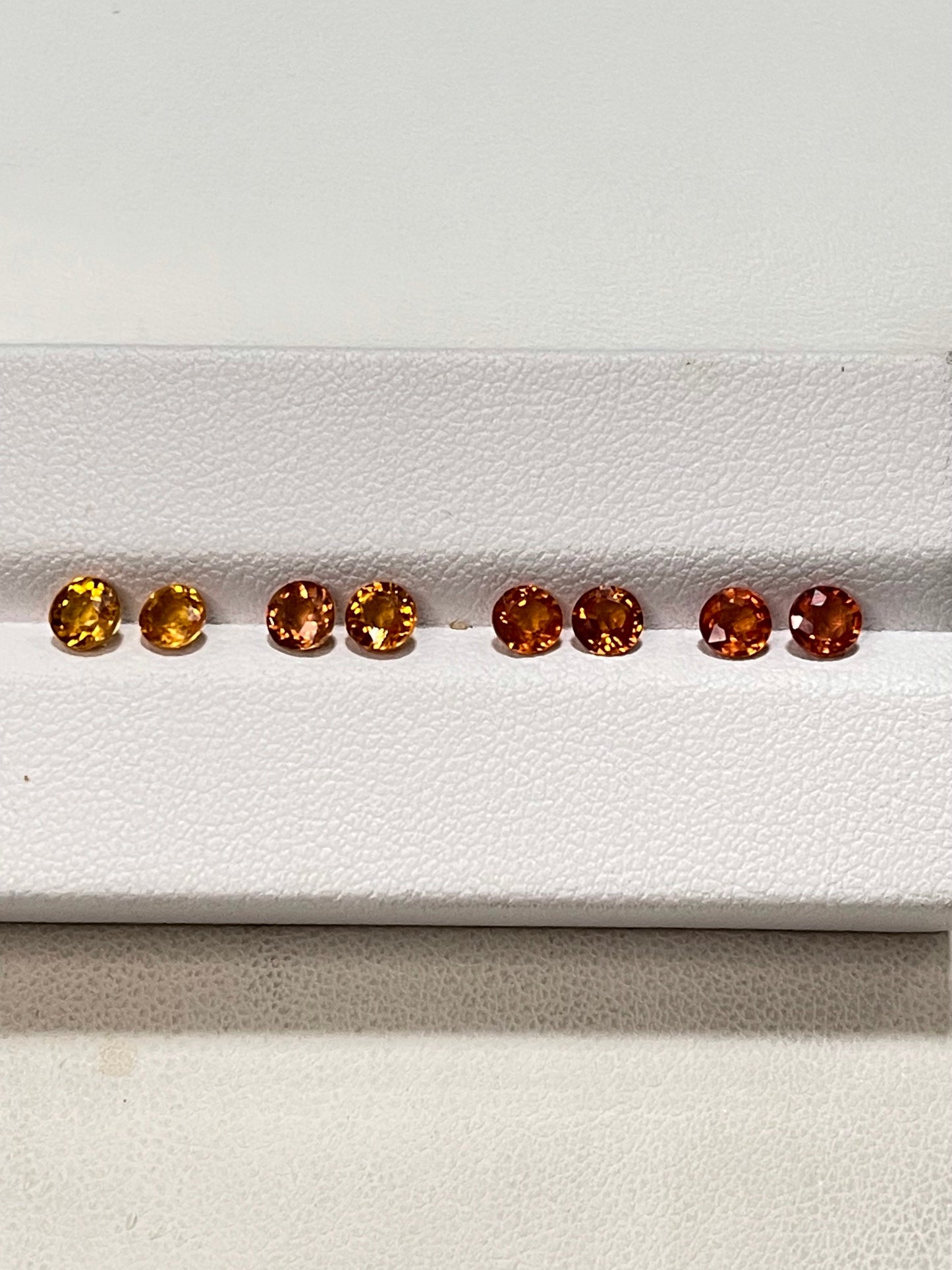 4mm Rounds Normal Cut Orange Sapphire Variant Shade 2 Stones lot