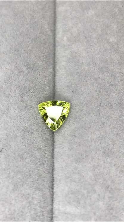 6mm grossular garnet trillion cut loose gem, photo 4