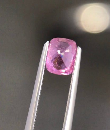 1.03ct pink sapphire cushion cut gem, photo 2