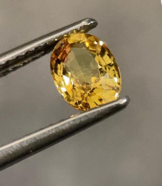 1.10 Carats Golden Canary Yellow Sapphire Natural  Stone Beautiful Color Ring size