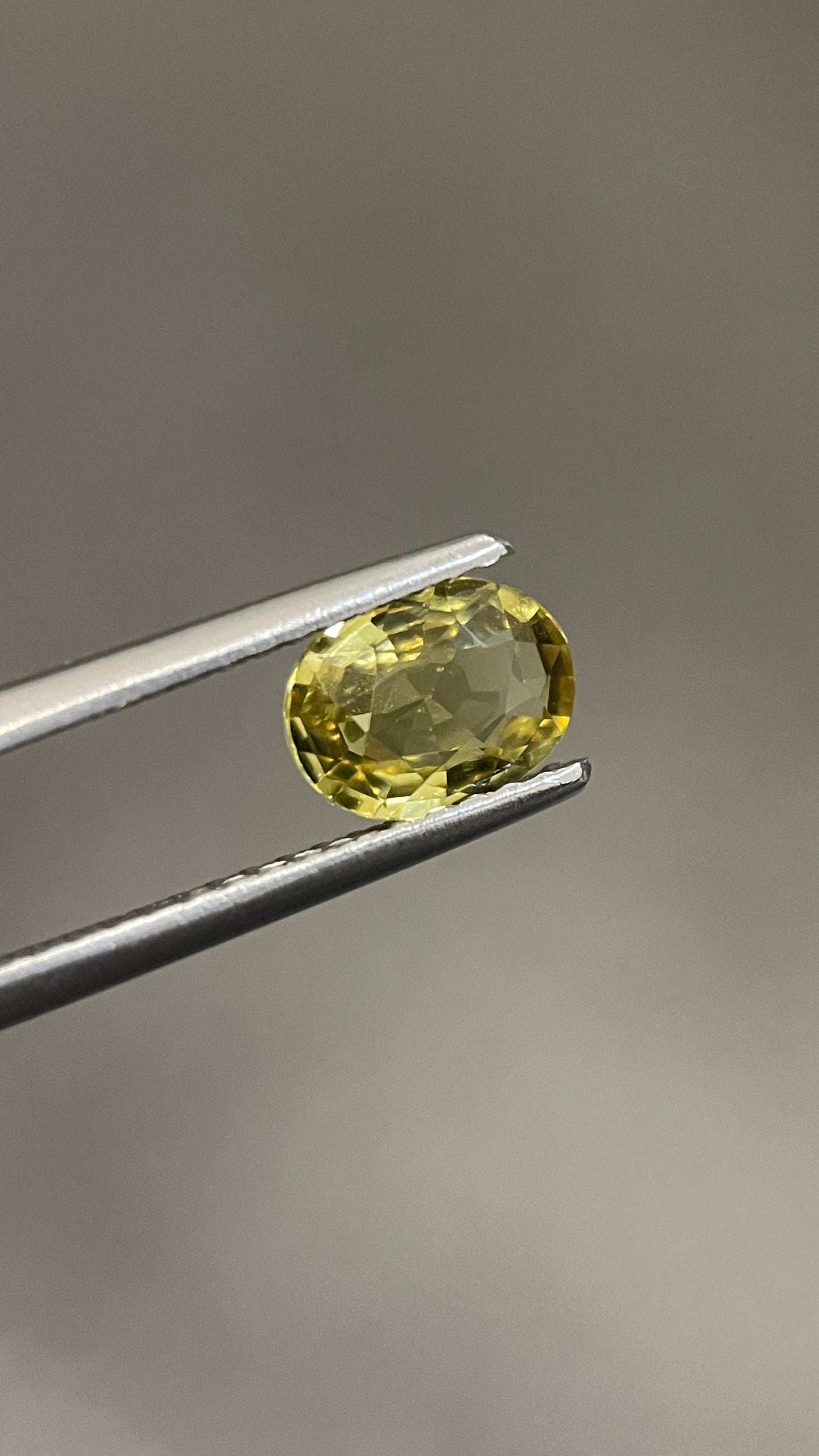 Yellow Sapphire Natural clean Stone Beautiful Color Ring size