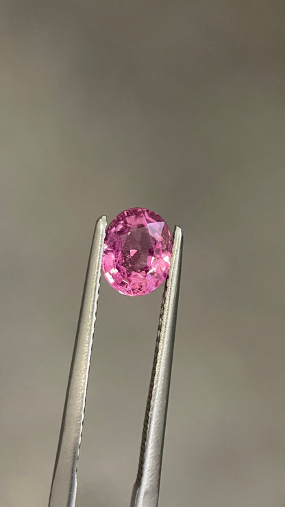 1.28ct pink sapphire oval cut, hot pink, photo 5