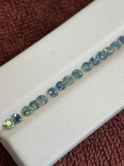 2.5mm blue-green parti sapphire loose lot, photo 1