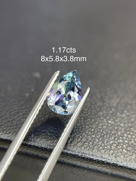 Natural Pear 1.17Cts  Bi-Colour Zoisite Tanzanite Melerani mine From Tanzania