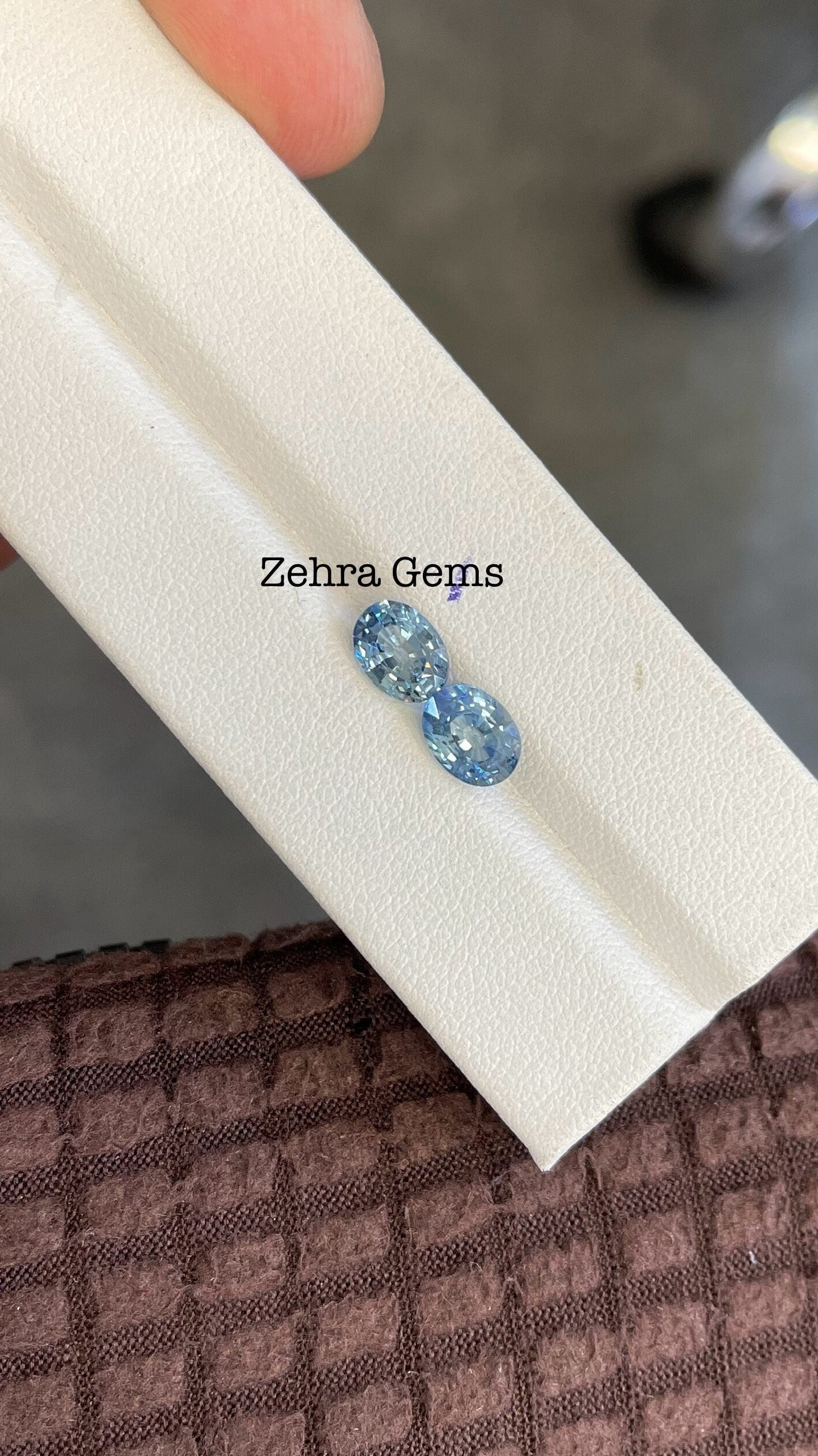 3.19ct bicolor sapphire pair oval cut, photo 1