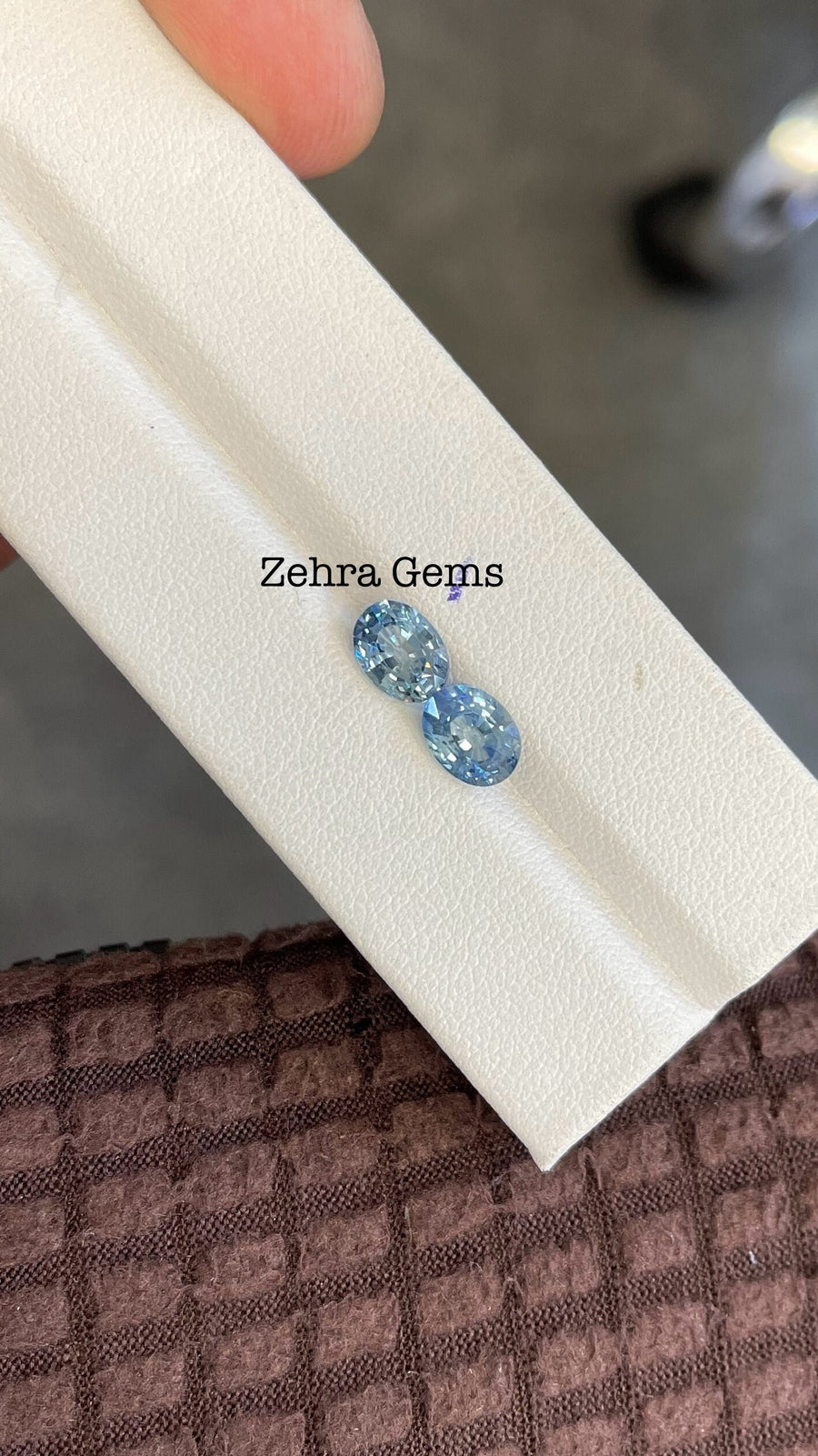 3.19ct bicolor sapphire pair oval cut, photo 1
