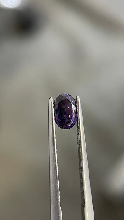 0.82ct purple spinel oval cut gem, photo 2