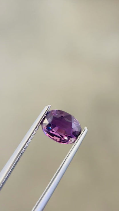 Natural No-Heat Purple Sapphire Oval Cut Gemstone Layout – Loose Calibrated Center Stone for Jewelry Making, 7x5.2mm