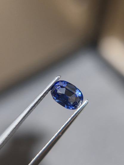 1.18ct natural blue sapphire oval cut, photo 1