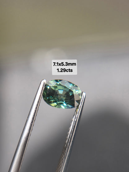 1.29ct natural teal sapphire oval, photo 1